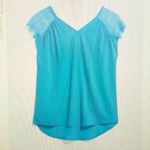 Fun2fun Pemberton Lace Sleeve Blouse